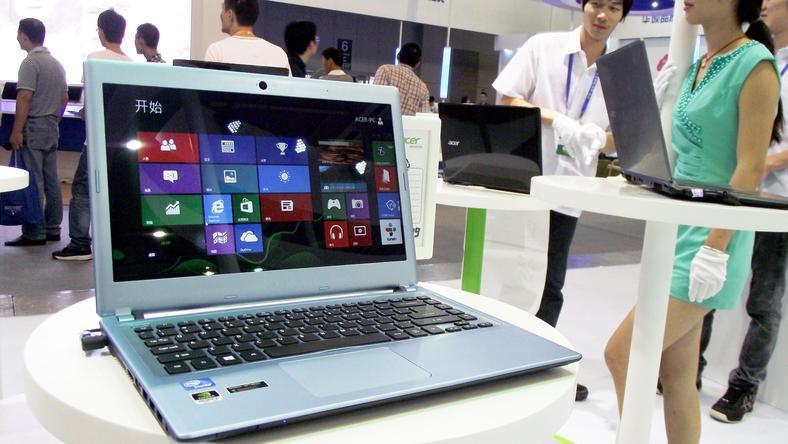 为什么还有笔记本在用传统的“圆形充电口”?